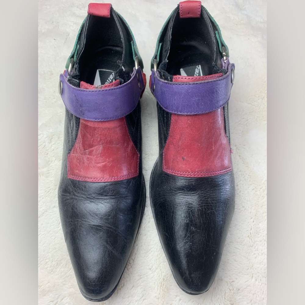 Vintage Mootsie Tootsie leather booties, size 8.5 - Picture 4 of 10